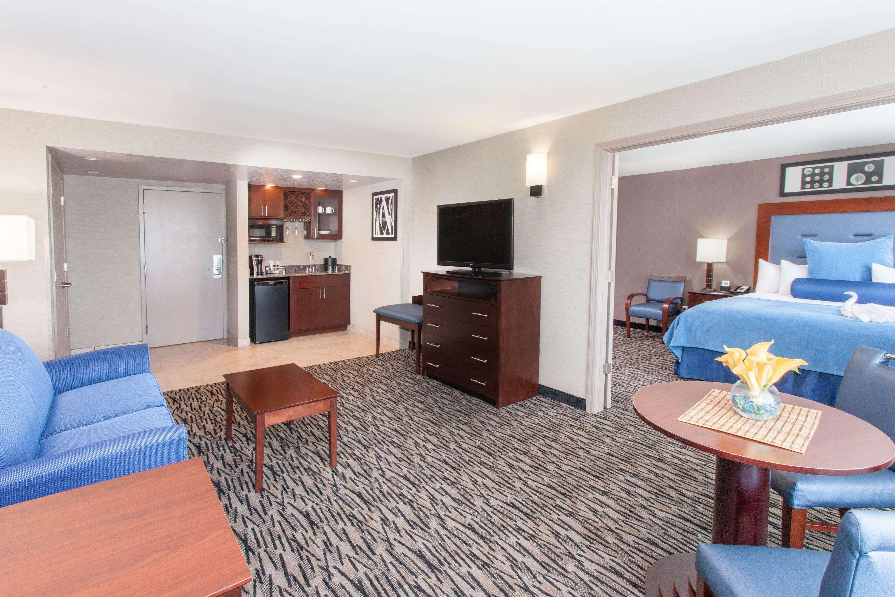 Wyndham Garden Elk Grove Village - O'Hare Bagian luar foto